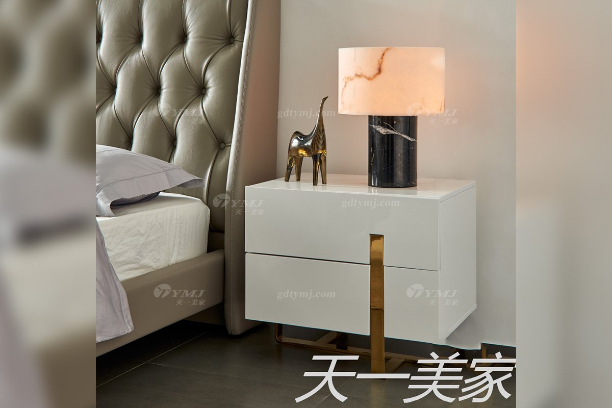 极简风格家具水多视频直播别墅会所大宅简约E1级环保板+不锈钢白色床头柜WD605床头柜场景